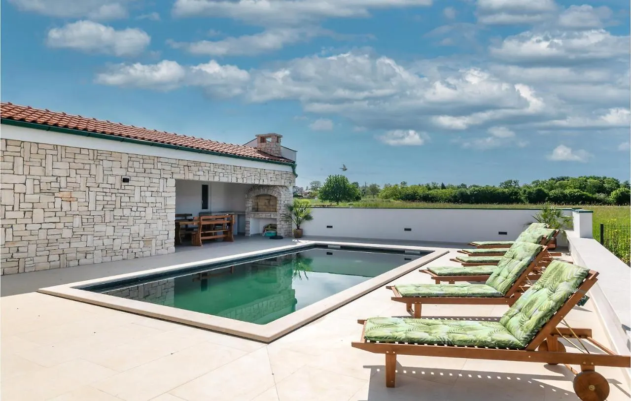 Awesome Home In Krnica With Outdoor Swimming Pool 0*,