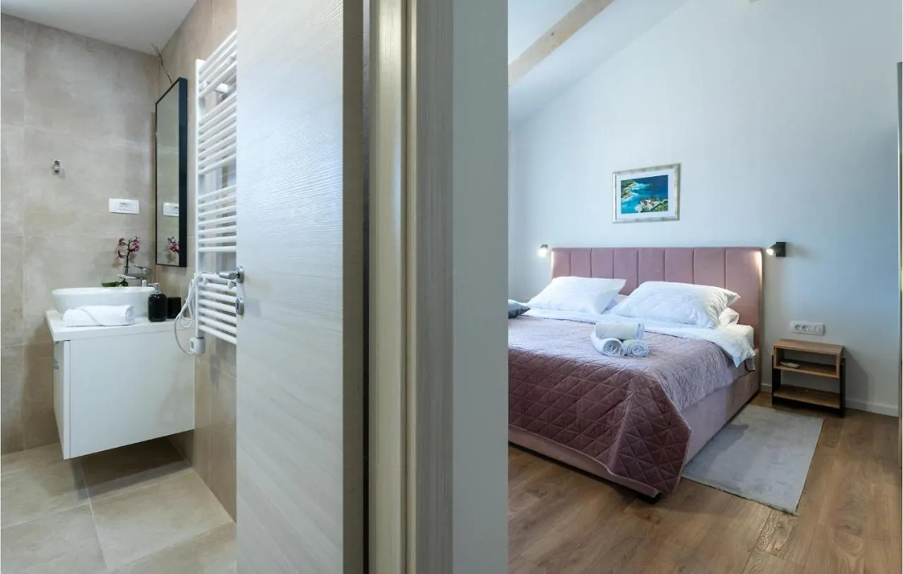Awesome Home In Krnica With Outdoor Swimming Pool 0*,