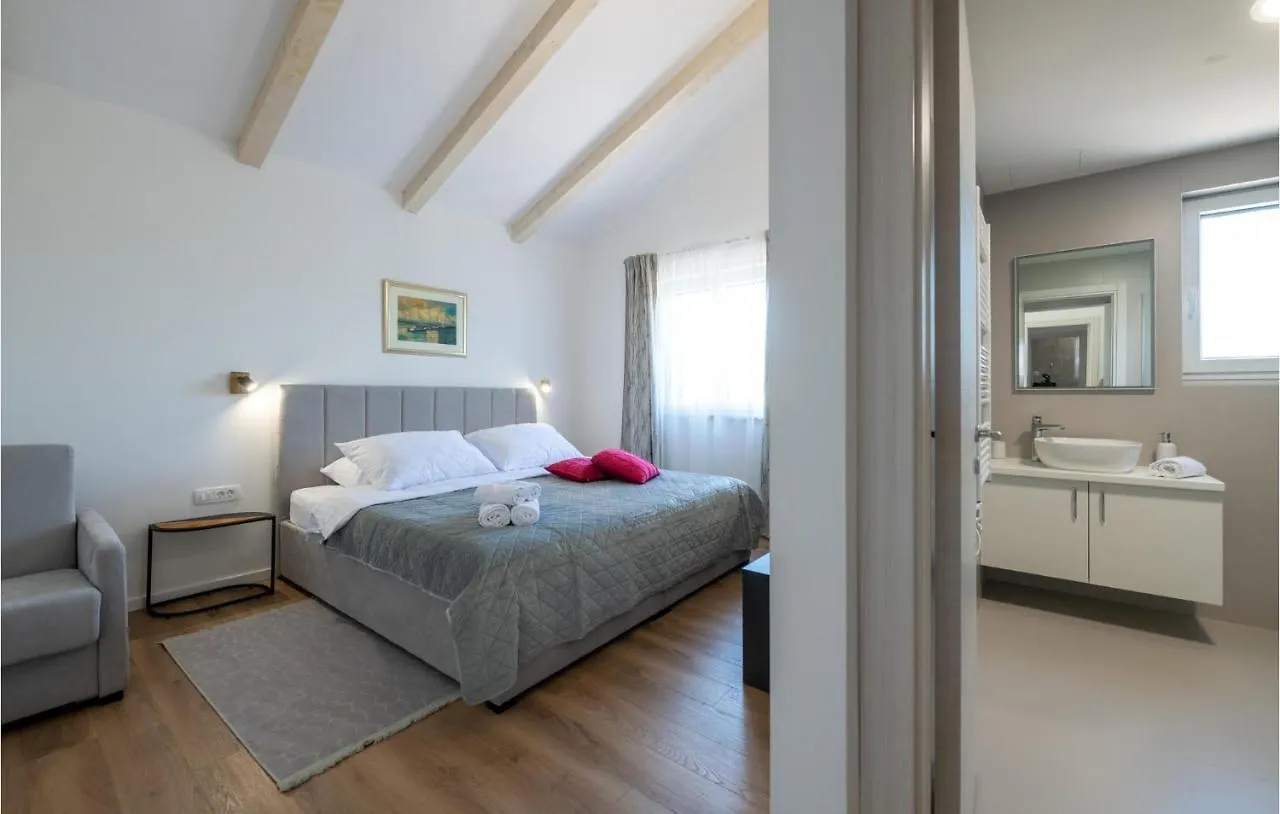 Holiday home Awesome Home In Krnica With Outdoor Swimming Pool Croatia