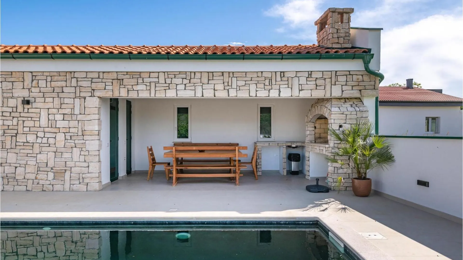 Awesome Home In Krnica With Outdoor Swimming Pool 0*,